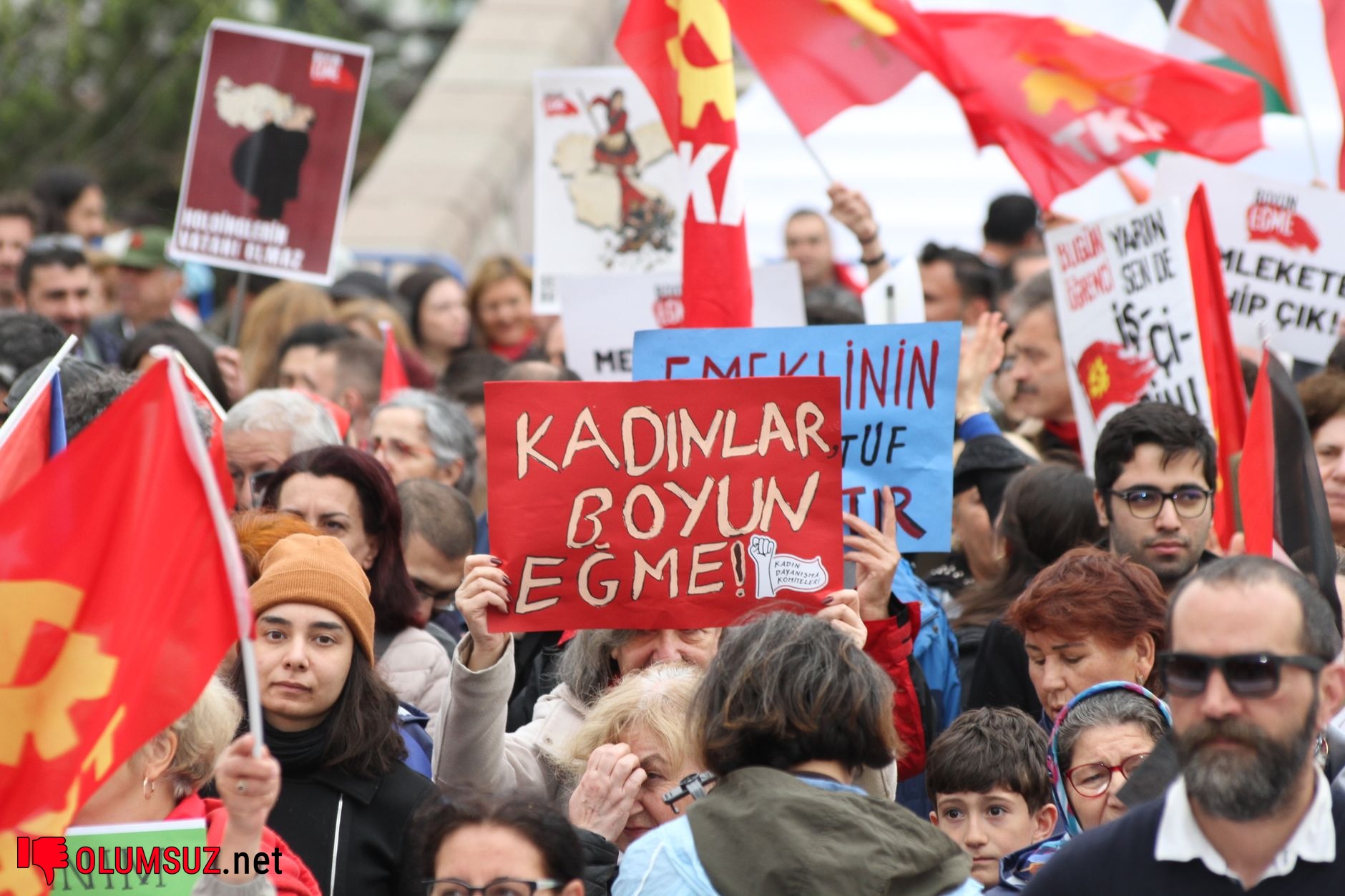 Yakınlık kurunca rahatlayan kişi, rahat nefes alır